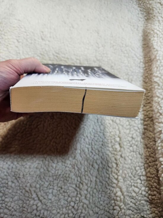 Wolf Winter Cecilia Ekback Paperback 2015 HarperCollins Fiction Novel Used - Picture 5 of 12